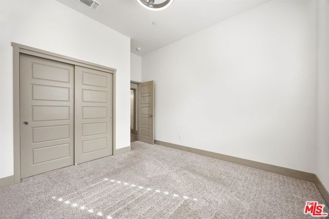 9223 Manor Glen Lane, Shafter, CA 93263