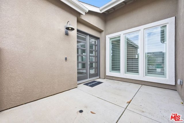 9223 Manor Glen Lane, Shafter, CA 93263