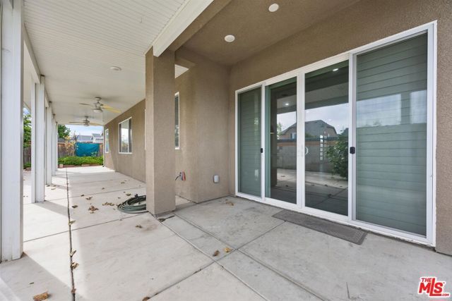 9223 Manor Glen Lane, Shafter, CA 93263