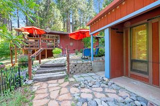 5560 Robinhood Ln, Pollock Pines, CA 95726