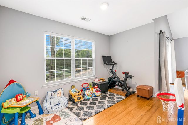 208 Cypress Lane, East Brunswick, NJ 08816