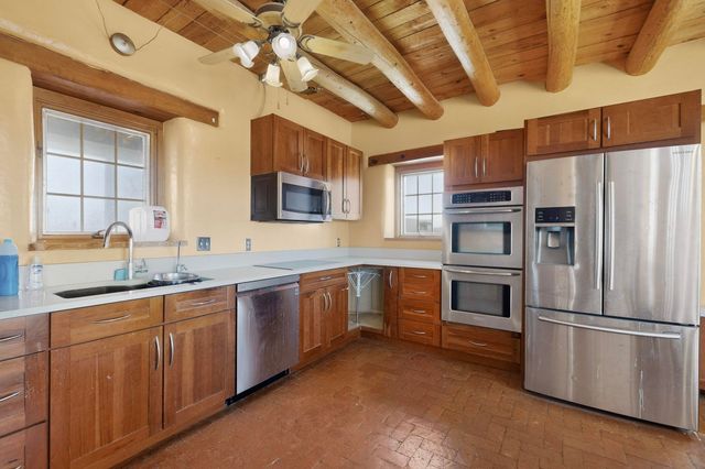 393 Chimaja Road, Corrales, NM 87048