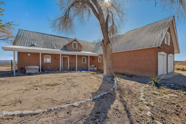 393 Chimaja Road, Corrales, NM 87048