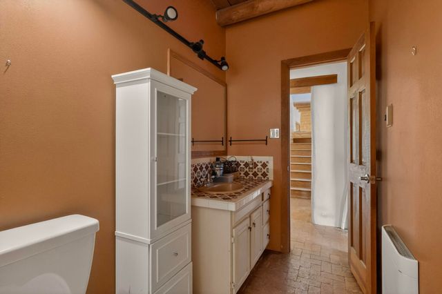 393 Chimaja Road, Corrales, NM 87048
