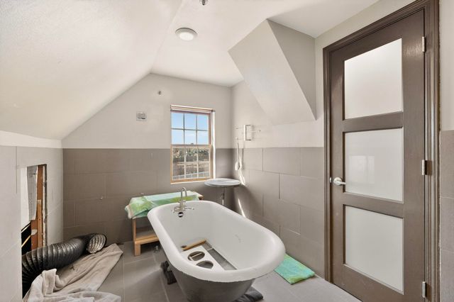 393 Chimaja Road, Corrales, NM 87048