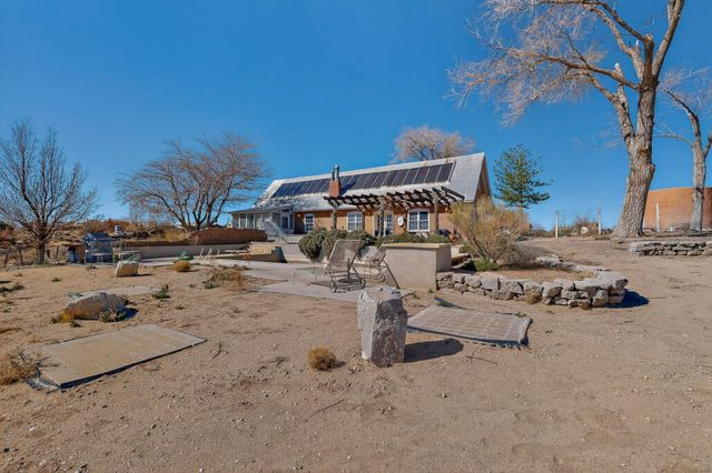 393 Chimaja Road, Corrales, NM 87048