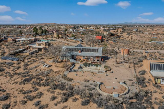 393 Chimaja Road, Corrales, NM 87048