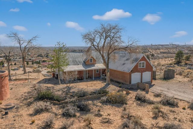 393 Chimaja Road, Corrales, NM 87048
