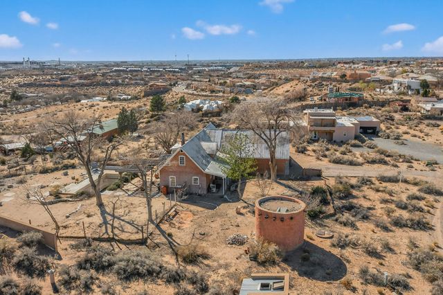 393 Chimaja Road, Corrales, NM 87048