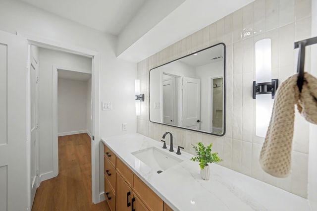 7115 Cosgrove Drive, Dallas, TX 75231