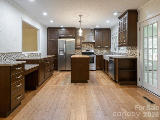 14 Forest Ridge Drive, Arden, NC 28704