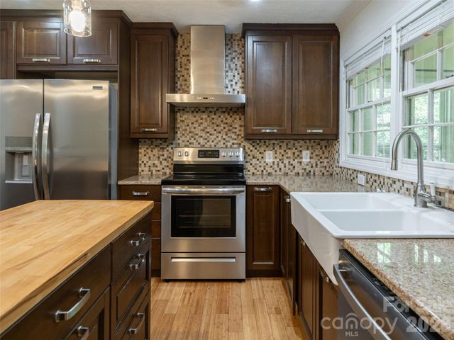 14 Forest Ridge Drive, Arden, NC 28704