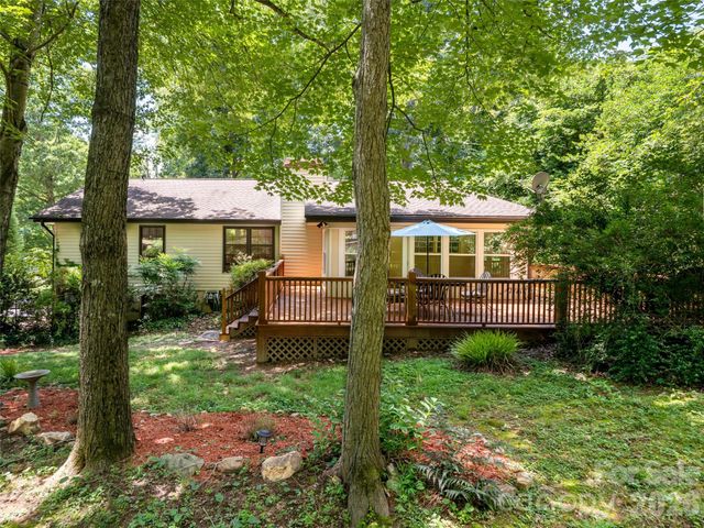 14 Forest Ridge Drive, Arden, NC 28704