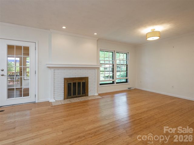 14 Forest Ridge Drive, Arden, NC 28704