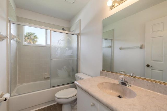 6180 KNOTTY PINE COURT, Port Orange, FL 32127
