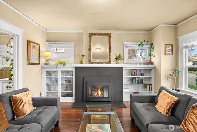 912 Earnest S. Brazill Street, Tacoma, WA 98405