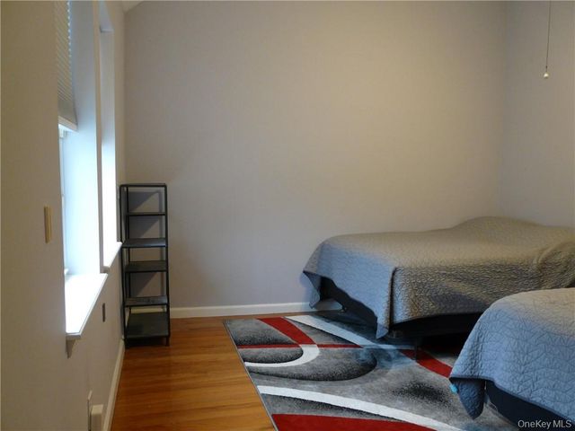 210 Sandpiper Court 210, Yorktown Heights, NY 10598