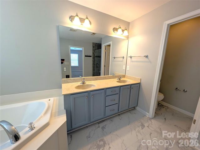 12444 Caracara Court, Charlotte, NC 28278