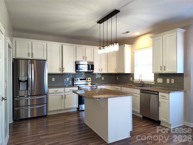 12444 Caracara Court, Charlotte, NC 28278