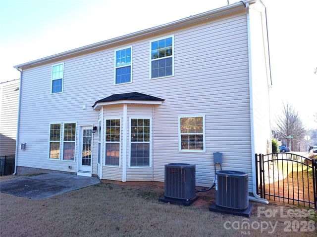 12444 Caracara Court, Charlotte, NC 28278