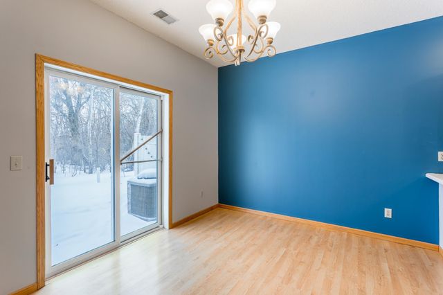 607 Woodduck Drive D, Woodbury, MN 55125