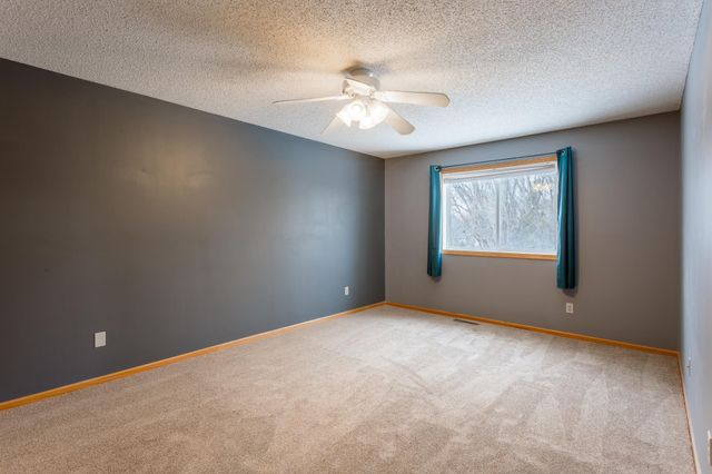 607 Woodduck Drive D, Woodbury, MN 55125