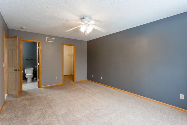 607 Woodduck Drive D, Woodbury, MN 55125