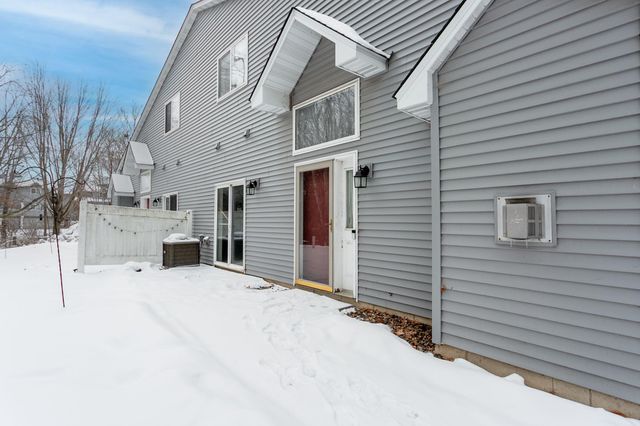 607 Woodduck Drive D, Woodbury, MN 55125