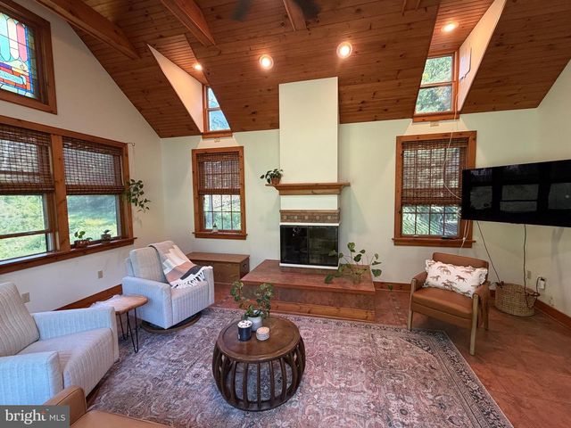 515 W 28TH DIVISION HWY, Lititz, PA 17543
