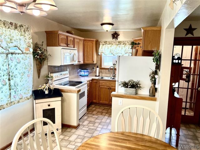 411 78th Street, Niagara Falls, NY 14304