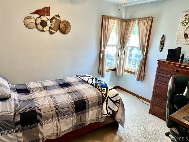 411 78th Street, Niagara Falls, NY 14304