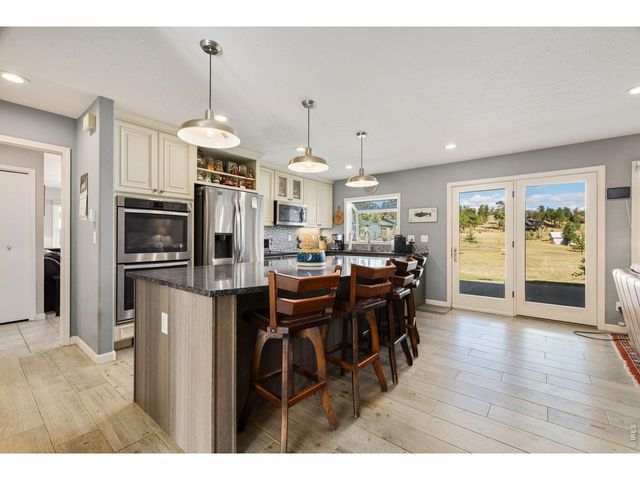 2758 Carriage Dr, Estes Park, CO 80517