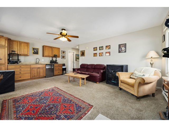 2758 Carriage Dr, Estes Park, CO 80517