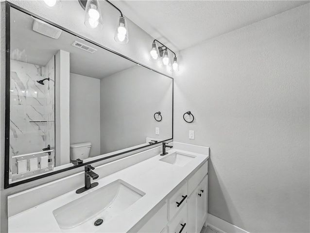 4832 Hawk Street, Springdale, AR 72762