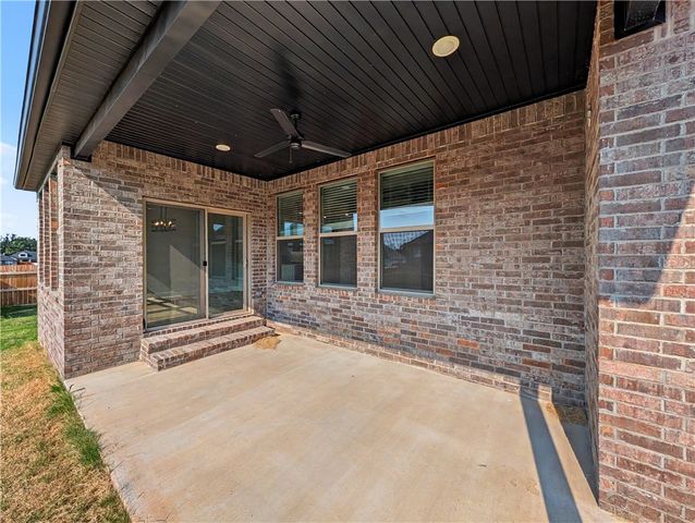 4832 Hawk Street, Springdale, AR 72762