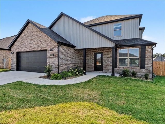 4832 Hawk Street, Springdale, AR 72762