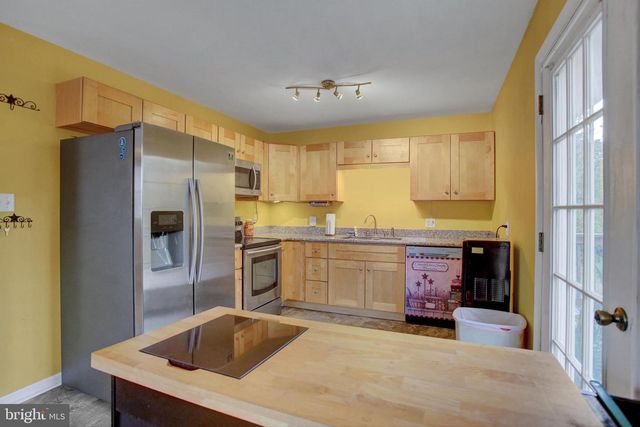 11540 BURKETT LN, Greencastle, PA 17225