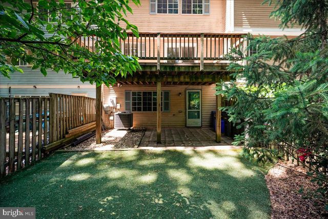 2331 MIDDLE CREEK LN, Reston, VA 20191