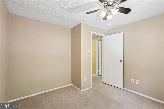 2331 MIDDLE CREEK LN, Reston, VA 20191