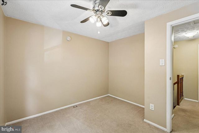 2331 MIDDLE CREEK LN, Reston, VA 20191