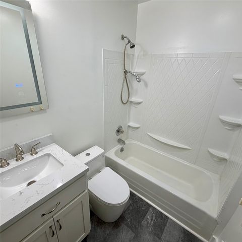 2328 CAMPHAUSEN Avenue, Erie, PA 16510