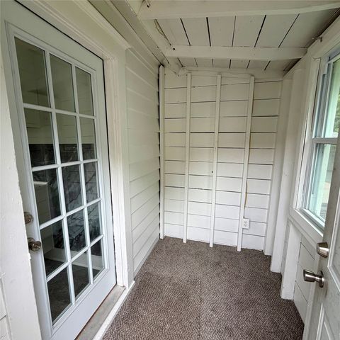 2328 CAMPHAUSEN Avenue, Erie, PA 16510