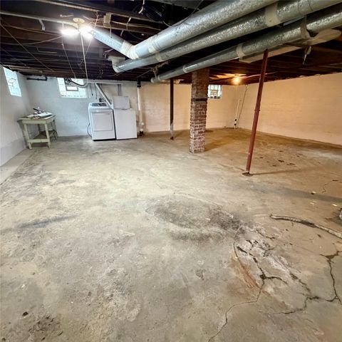 2328 CAMPHAUSEN Avenue, Erie, PA 16510