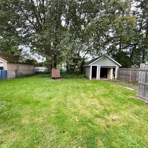 2328 CAMPHAUSEN Avenue, Erie, PA 16510