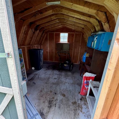 2328 CAMPHAUSEN Avenue, Erie, PA 16510