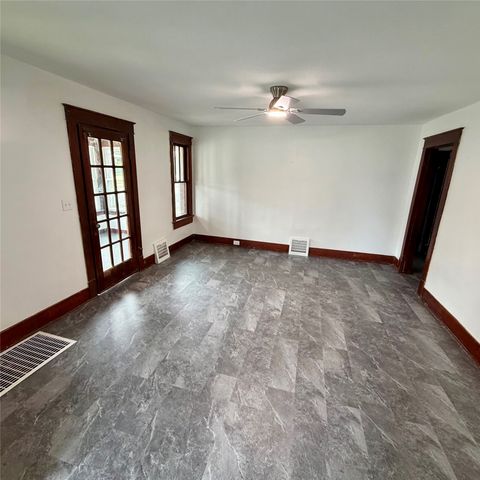 2328 CAMPHAUSEN Avenue, Erie, PA 16510