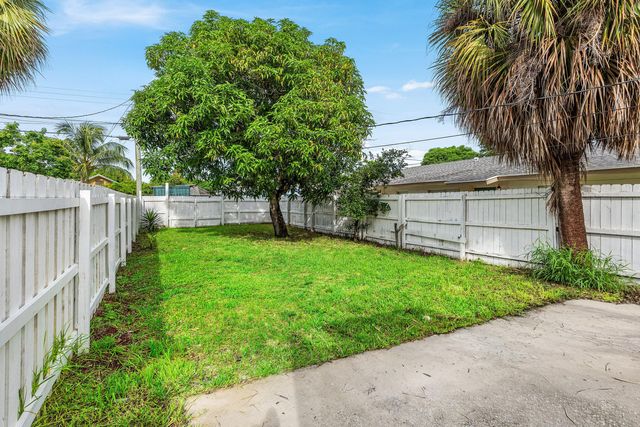 413 N E Street, Lake Worth Beach, FL 33460