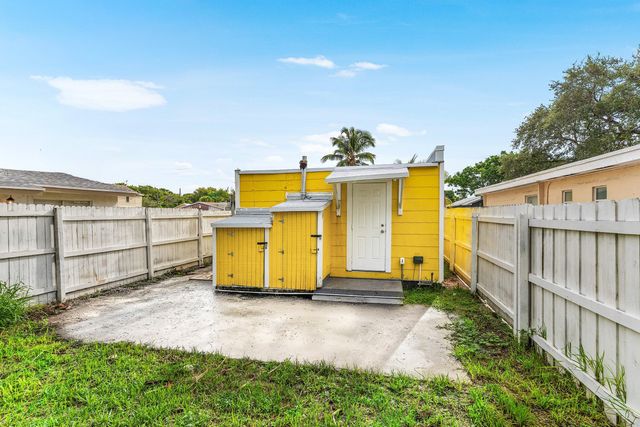 413 N E Street, Lake Worth Beach, FL 33460