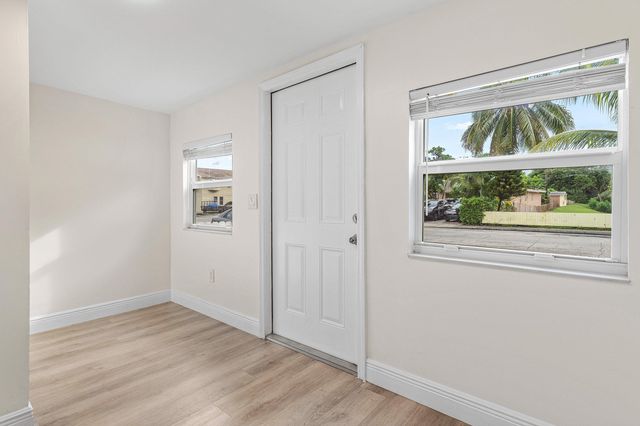 413 N E Street, Lake Worth Beach, FL 33460