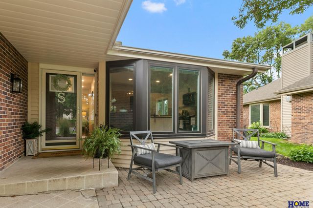 7206 Shamrock Court, Lincoln, NE 68506